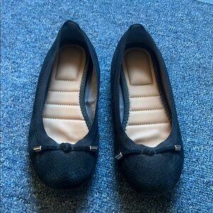 Kelly & Katie Black Textured Flats with Bow